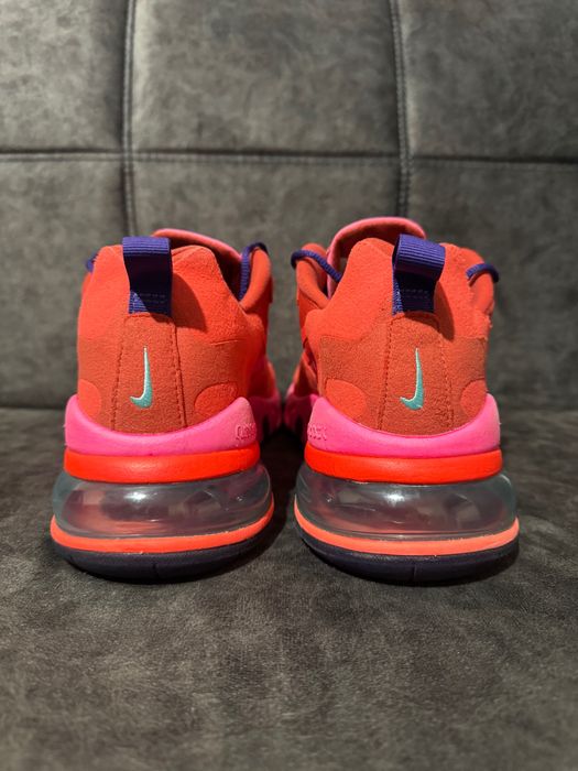 Nike Air Max 270 React Mystic Rojo.