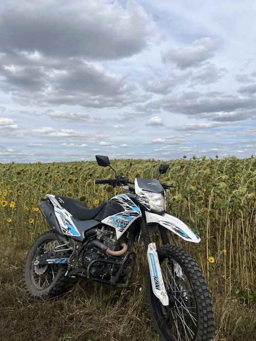 Продам мотоцикл 250куб