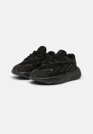 Pantofi sport Adidas Ozelia (negri) marimea 22, in stare buna