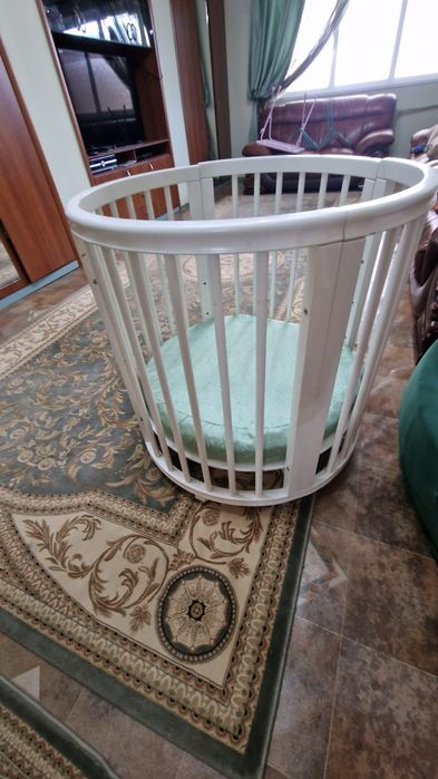 Детская кроватка