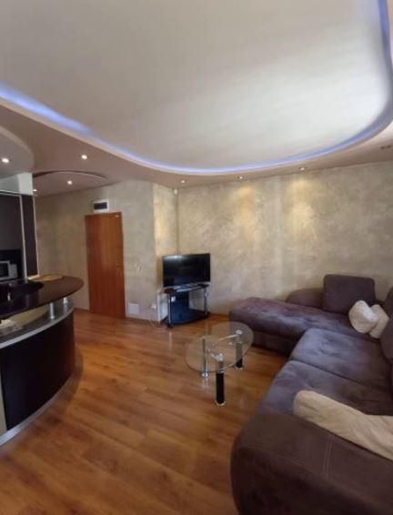 Дава се под наем Тристаен апартамент в София, Манастирски ливади - 95 кв.м за 775 € - Снимка #1