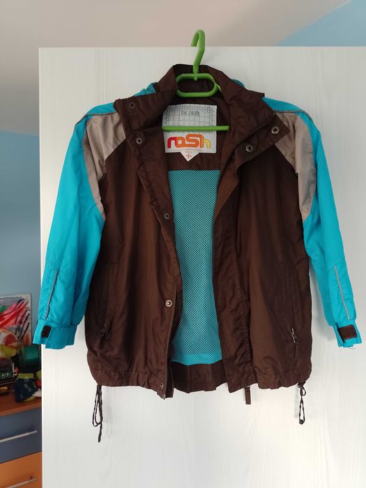 Зимни якета и ветровки момче 6-7 г