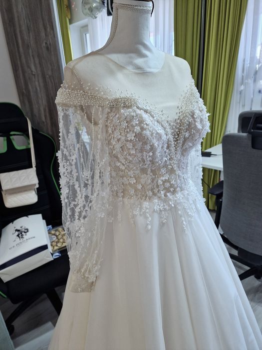 Rochie de mireasa alba superba / rochii pentru mireasa
