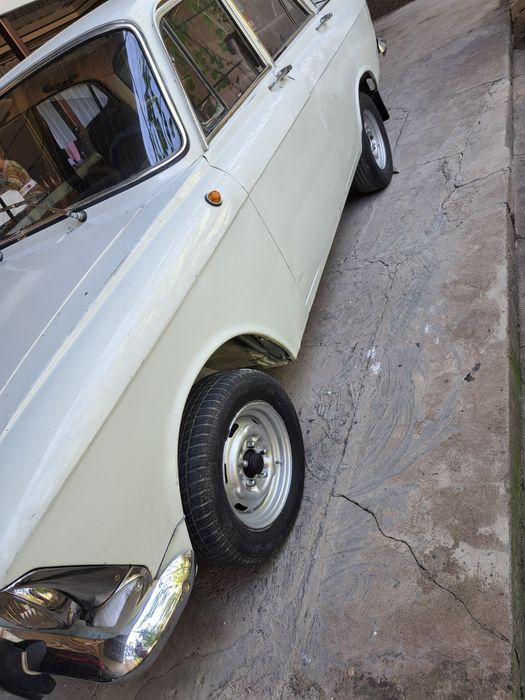 Машина москвич 412