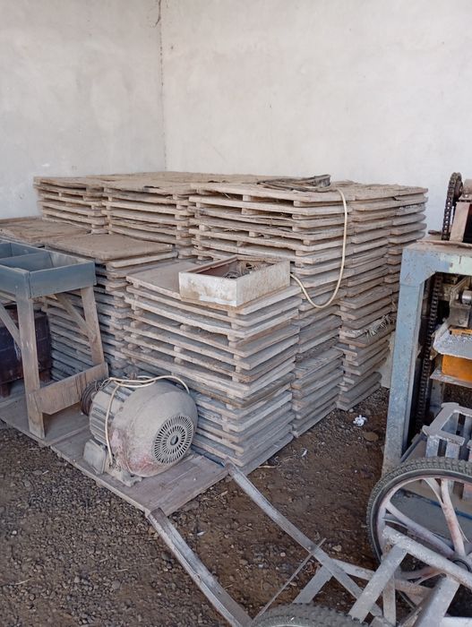 Shlakablok stanogi polaftamat