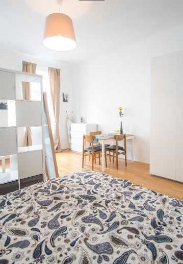 Дава се под наем Едностаен апартамент в Пловдив, Кючук Париж - 26 кв.м за 132.6 € - Снимка #2