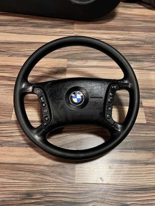 Продам руль BMW X5 E53