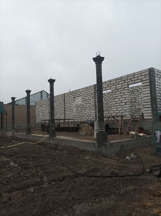 Римские калона (Rim ustunlari)