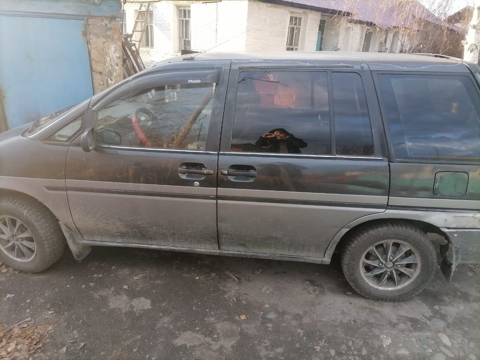 Продам нисан прерия