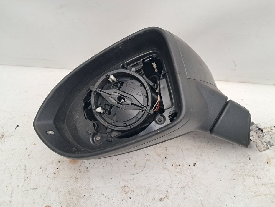 Огледало Vw Golf 8