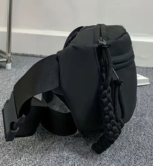 НАМАЛЕНИЕ! Уникален модел чанта за кръст / диагоналка / паласка