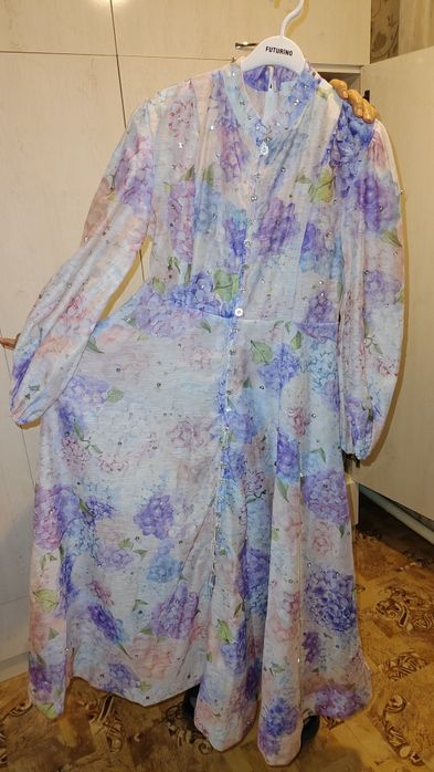 Продам красивое платье