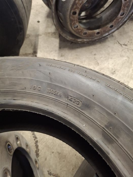 Cauciucuri brigestone 215/60/17