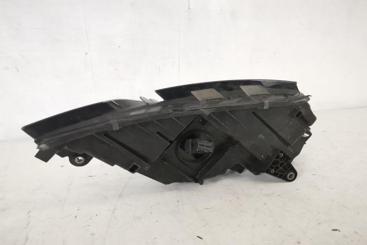 Фар Ляв Оригинален Led Повреден Шкода Октавия 3 [фейслифт] Ляв оригина