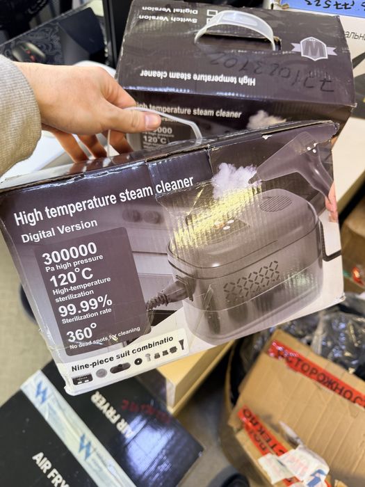 Пароочиститель черный 10в1