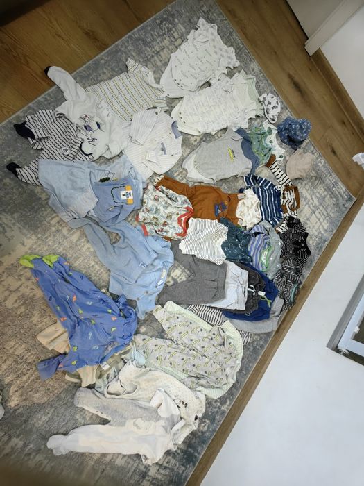 Lot calitativ hăinuțe 3-6 luni(62-68)