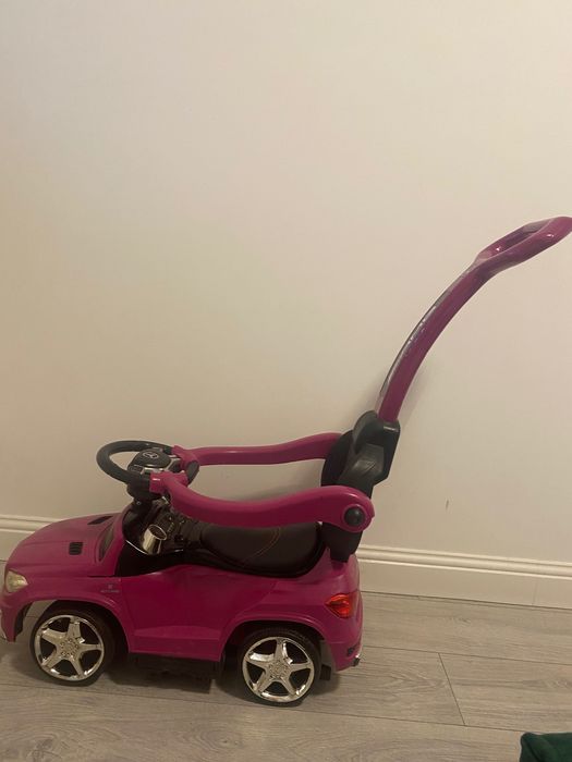 Mașinuță pentru copii
