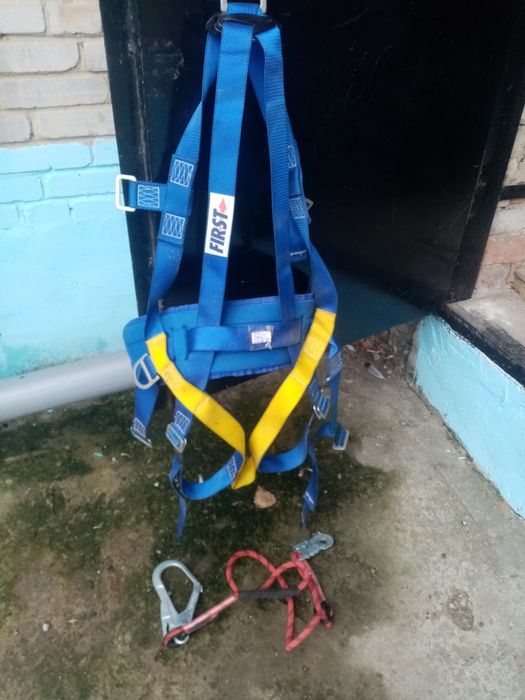Ремни страховочные высотные