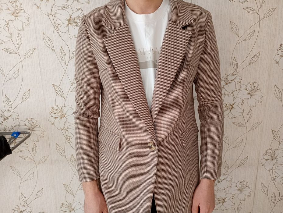 Продам женский пиджак