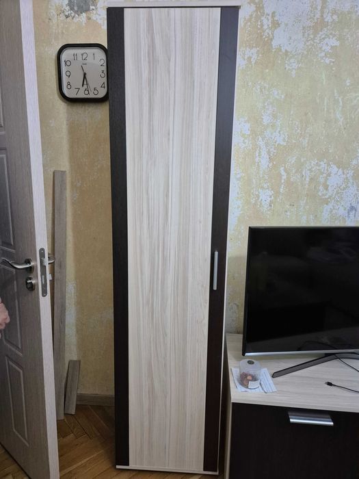 Продавам холна секция