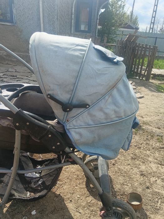 Vând cărucior stare perfecta de funcționare