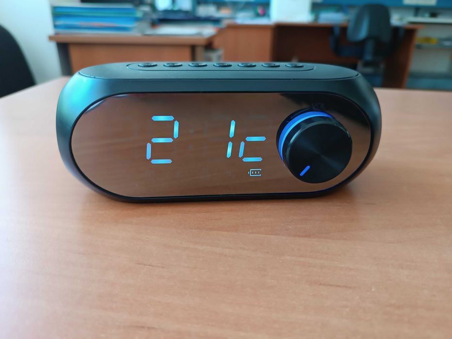 Радио часовник, Bluetooth 5.0, черен