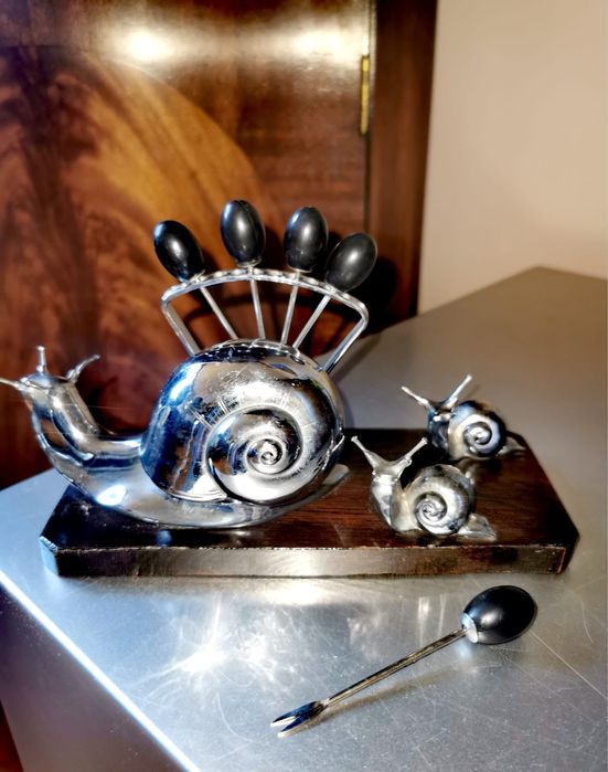 Антикварен арт деко хромиран метален държач поставка прибори за охлюви