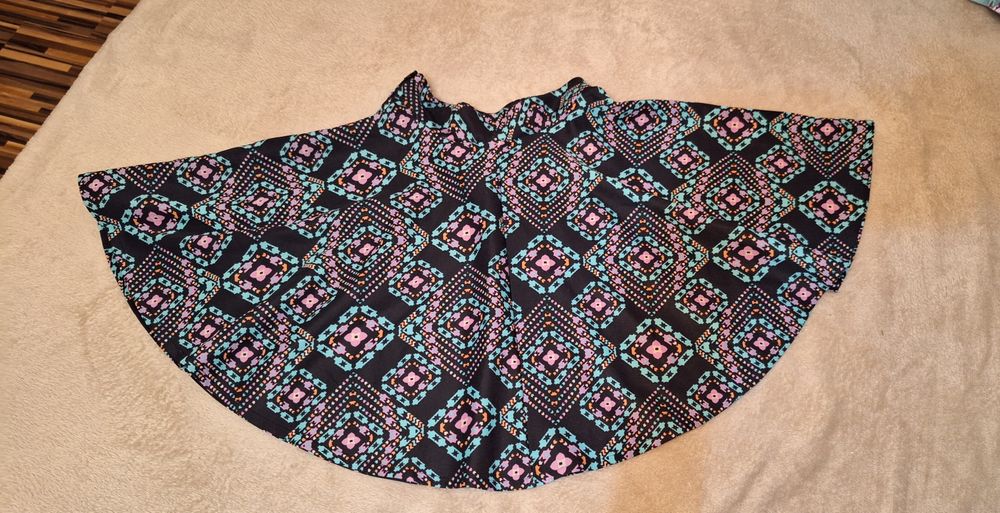 Fusta clos măsura 34