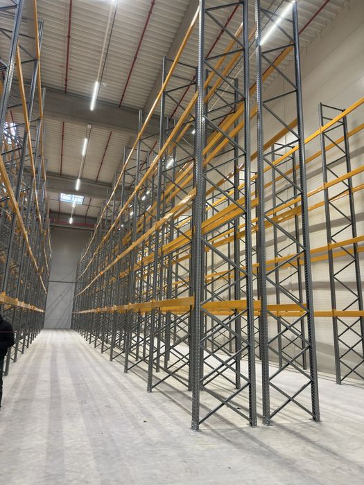 Rafturi metalice industriale