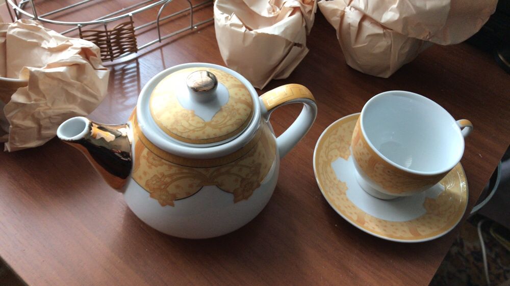 Vand cesti cafea+suport, filtre de cafea