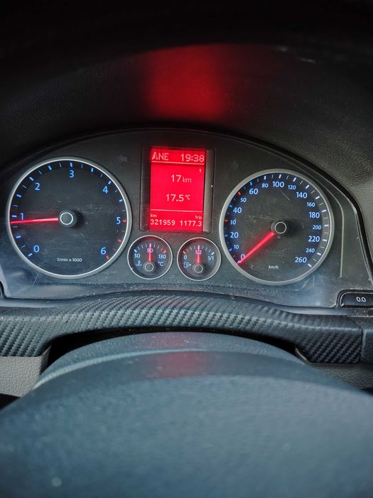 Volkswagen Tiguan 2.0 TDI 140 CP – 2009