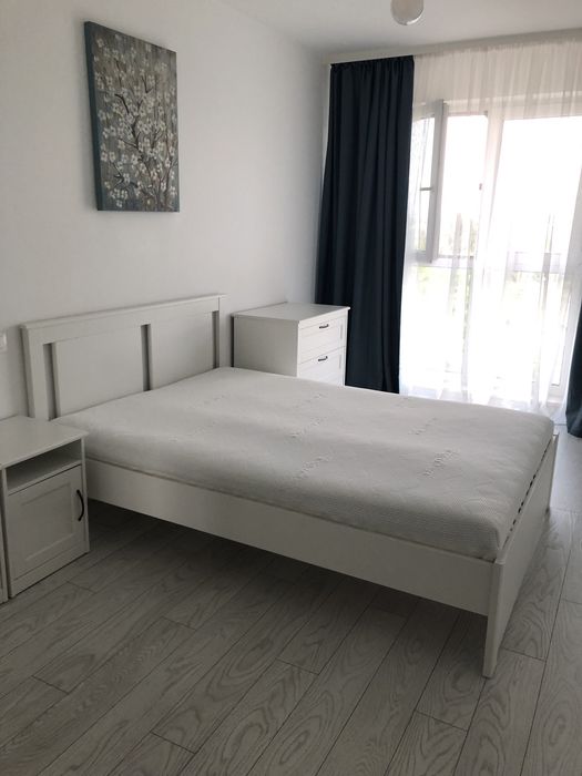 De inciriat apartament 2 camere decomandat