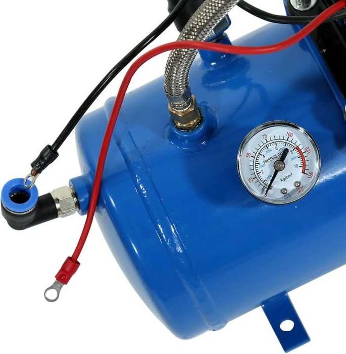 ВЪЗДУШЕН КОМПРЕСОР 150PSI Маслен резервоар 6L 12V - T514