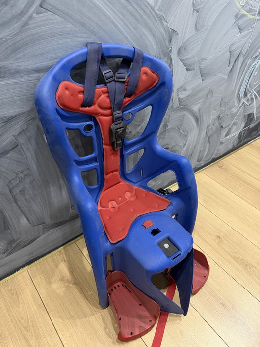 Детское кресло на велосипед