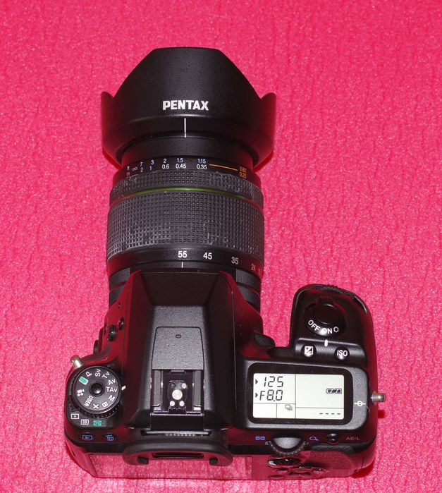 Обектив Pentax SMC DA 18-55mm F3.5-5.6 WR за DSLR фотоапарат Пентакс