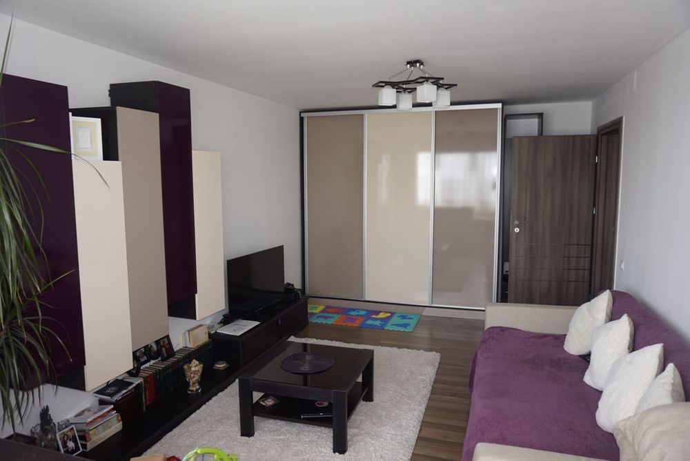 Proprietar inchiriez apartament 2 camere