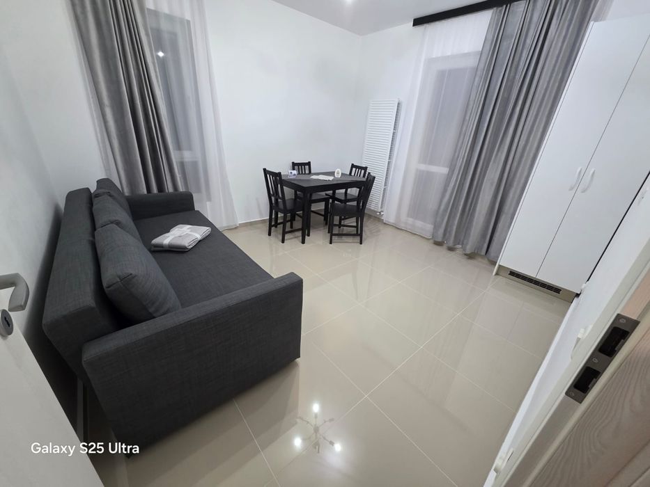 Inchiriez Apartament Militari Resident