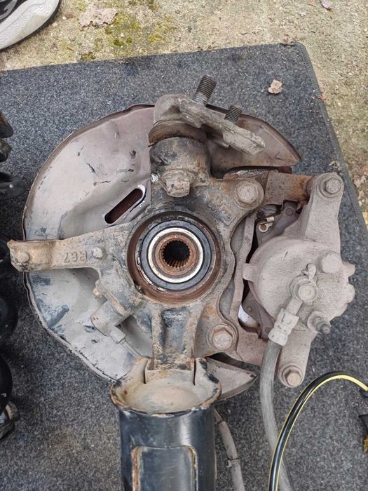 Части toyota corolla 2003