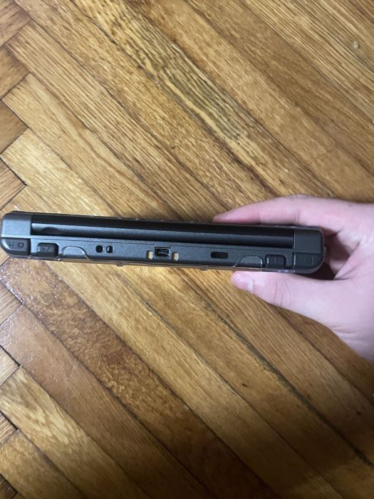 New Nintendo 3DS XL Special Edition Solgaleo & Lunala modat