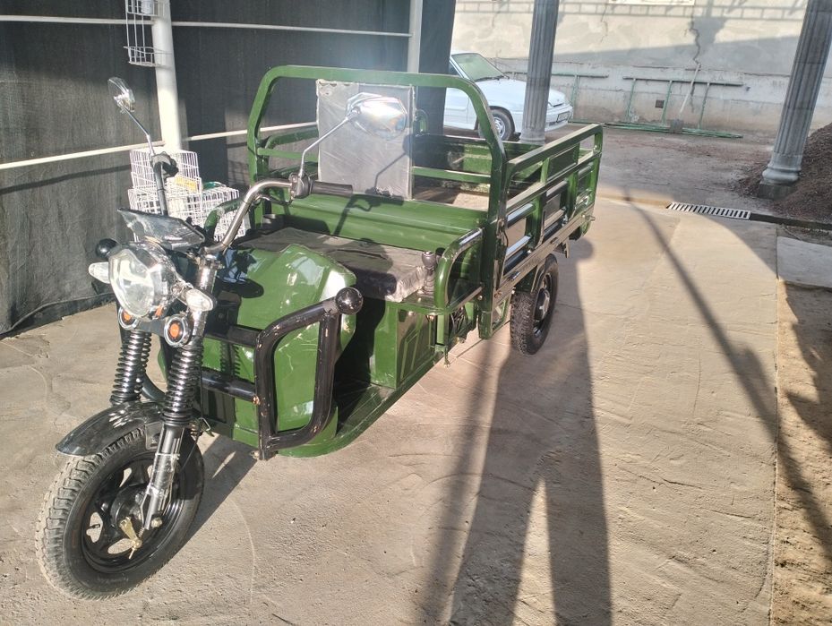 Электроный мото почти новый