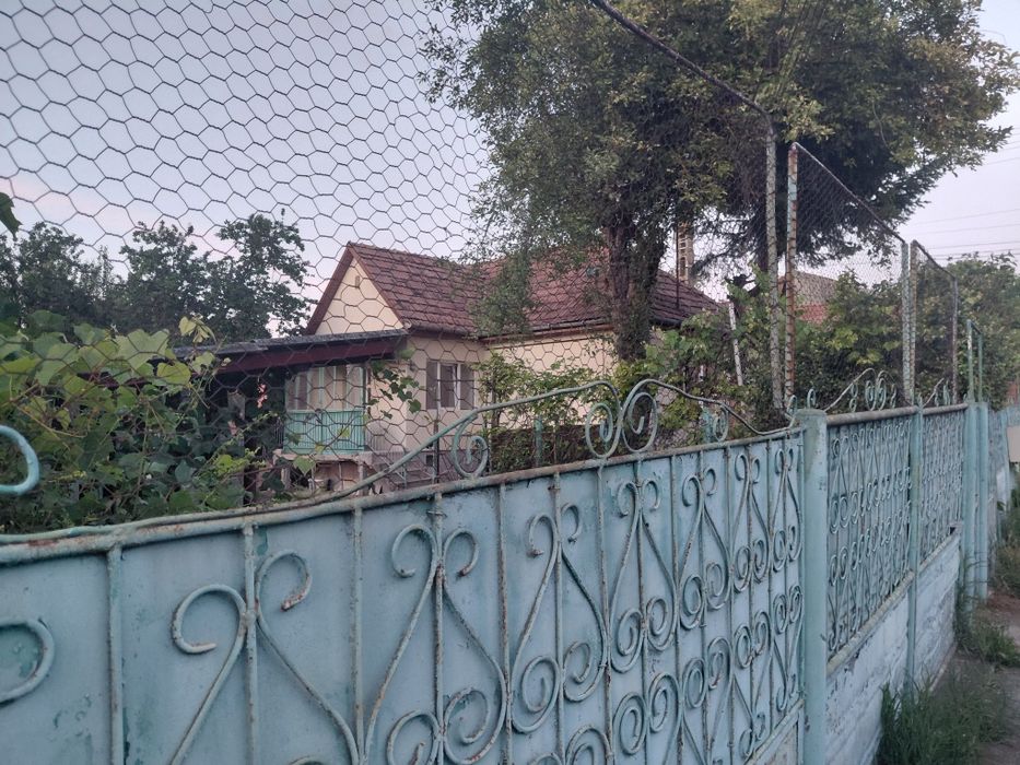 Casa de vânzare  n