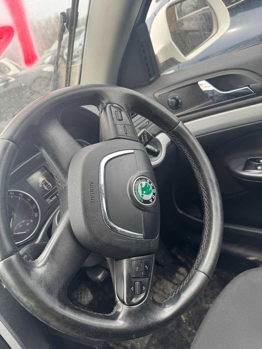 Dezmembrez Skoda Octavia 2 facelift 1.6 TDI manuala an 2011