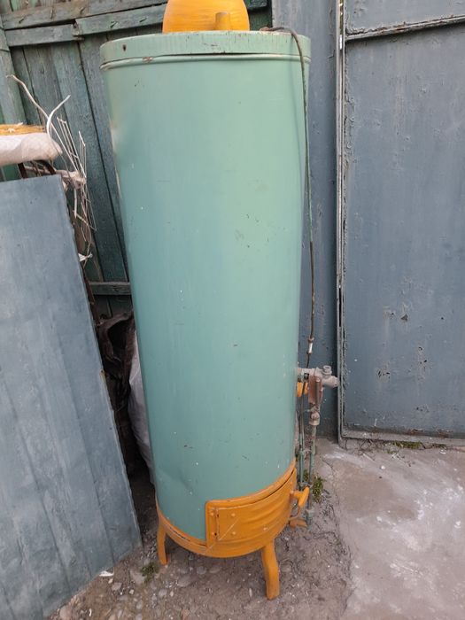 Продаётся котелгазовый АГВ.