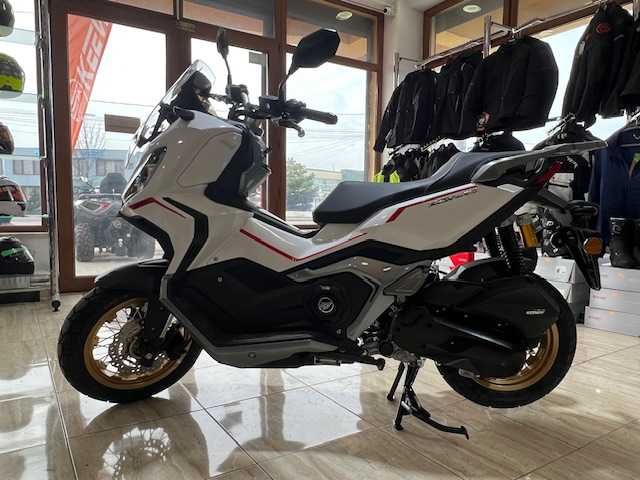 MYMOTO vinde : Scuter Keeway XDV 125 EVO PRO, nou, rate, garantie,B125