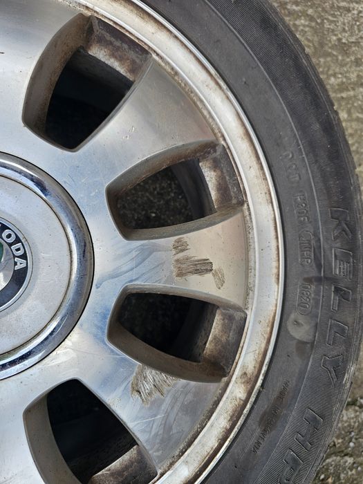 Джанти с гуми за шкода октавия 16"