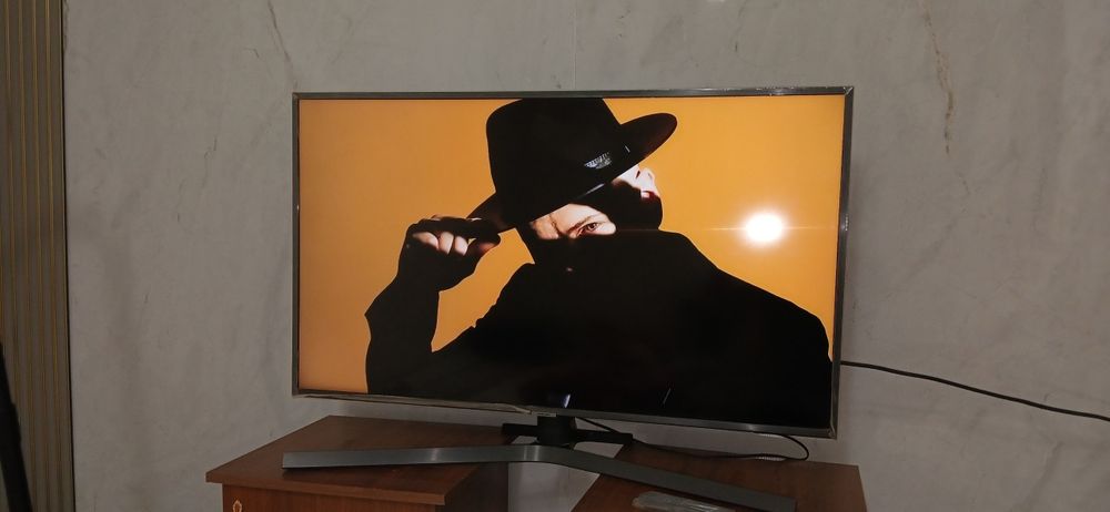 Samsung 4k smart tv 43talik