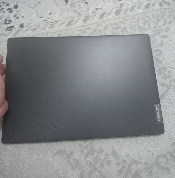 Ноутбук Lenovo продам