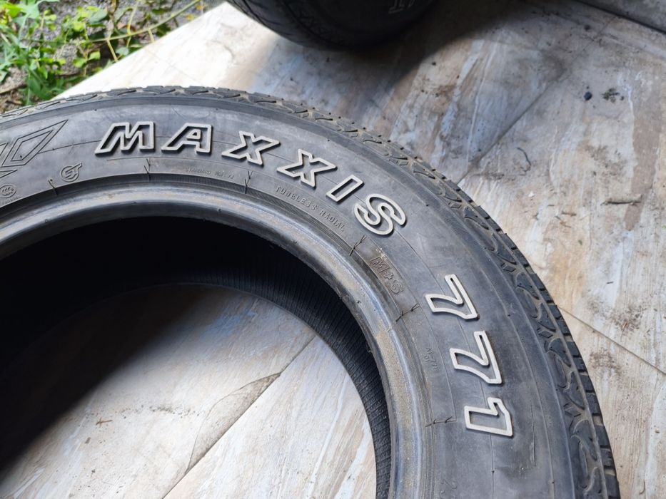 235 70 R16 Пара 2шт. Maxxis AT Шины