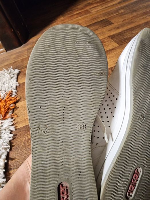 Кроссовки Rieker 38 размер кожа