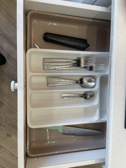 Кухонный гарнитур полностью